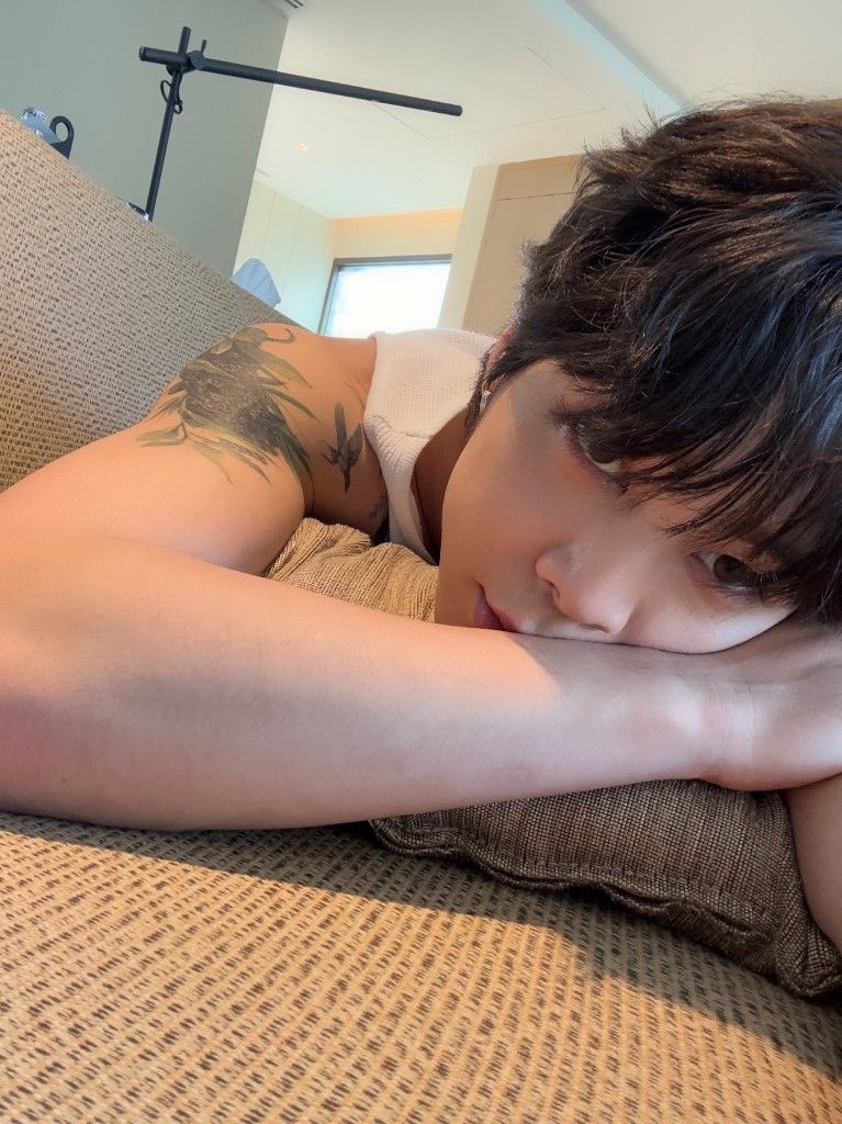 damiream's tweet photo. Team no sleep but im enjoying it https://t.co/707KLmvRat