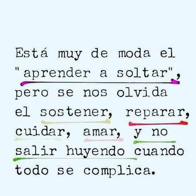 Laura 🌸 tweet media