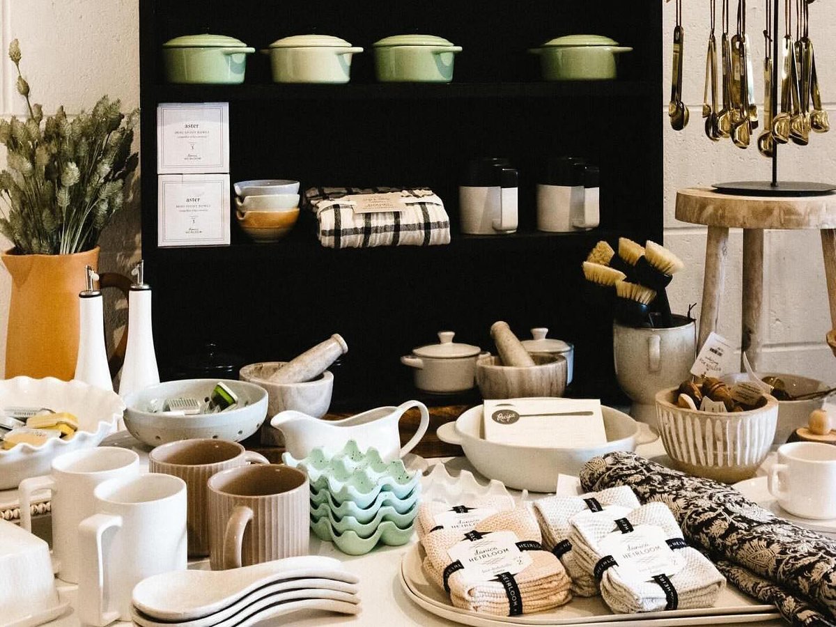 If you're a business owner looking for support or resources to help run things smoothly, here are a few great places to check out: 

🔍 BC Small Business Resources
🔍 Business Benefits Finder

🔗 buff.ly/m6z7WQf 
📸 @thebuttonboxboutique | Chilliwack, BC