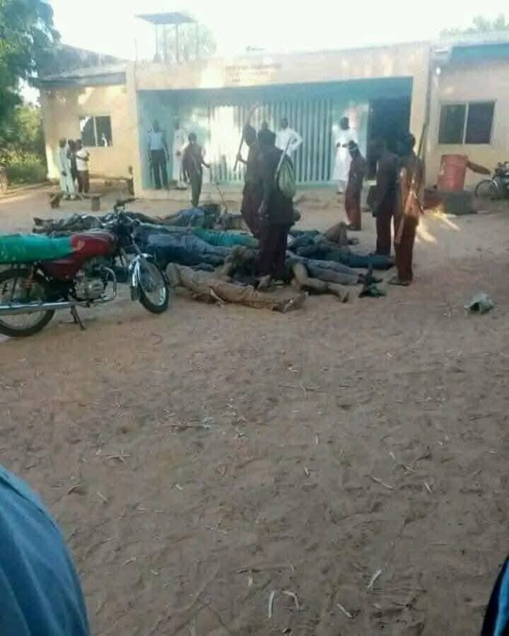 Local vigilantes played a decisive role in the joint operation that neutralized 30 armed bandits in Faskari, Katsina. Their coordination with mobile police and military forces underscores the growing value of community-based security in rural counterinsurgency.