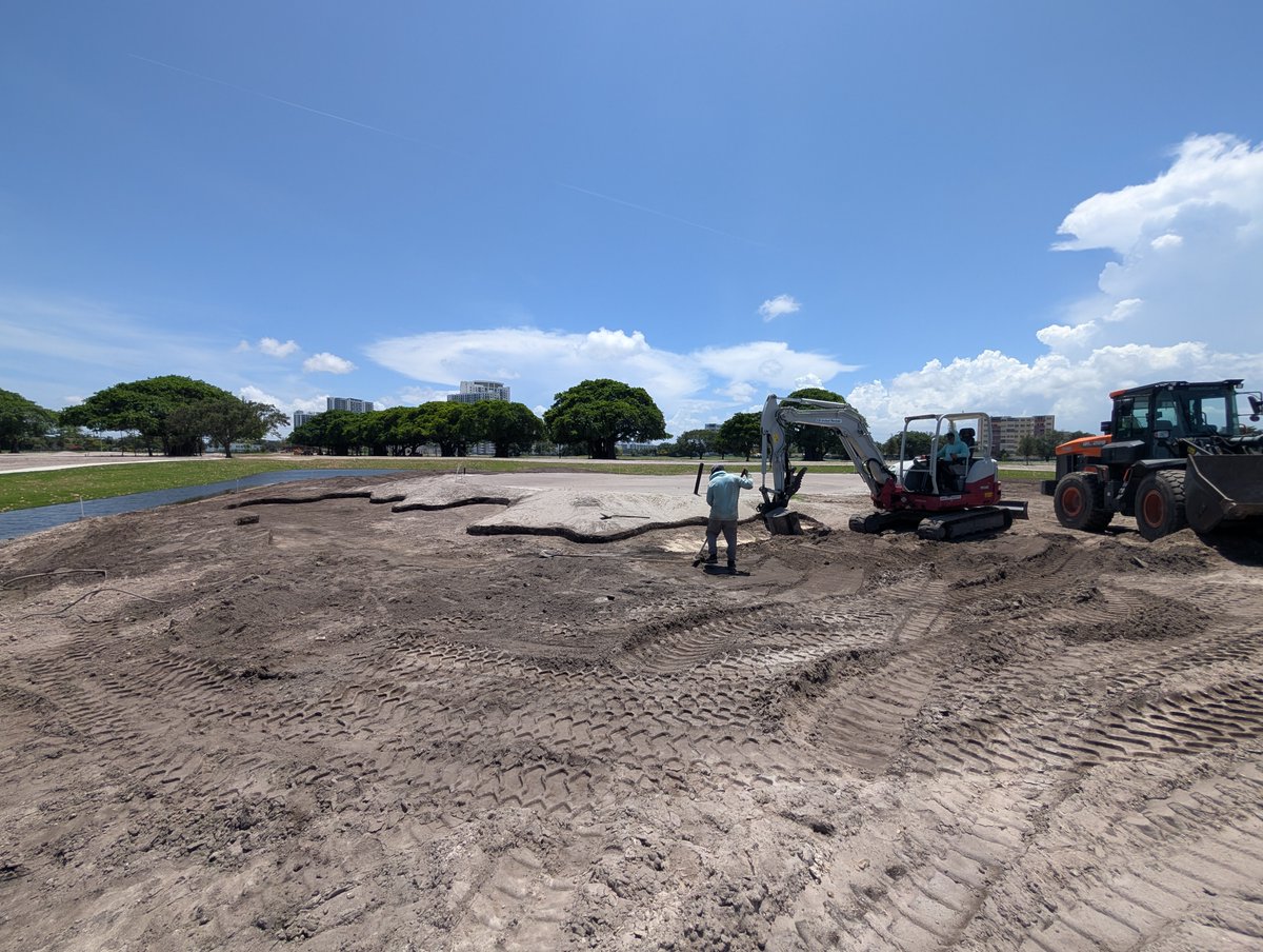 Yesterday's visit checklist at Hollywood Beach Golf Club:
- Shape features &amp; finalize short game area (done).
- Finalize #7 green complex shaping (done).
- Review 7, 13, 14, 15 green surfaces (done).
 - Shell-out #5 greenside bunker.
@qgsdevelopment still doing great work.