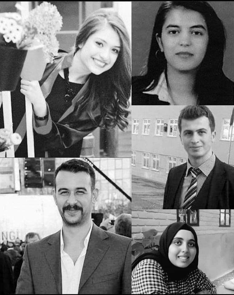 HurriyetUlan's tweet photo. Şehit ettiğiniz öğretmenleri  #Türkunutmaz https://t.co/IHDauTHx04