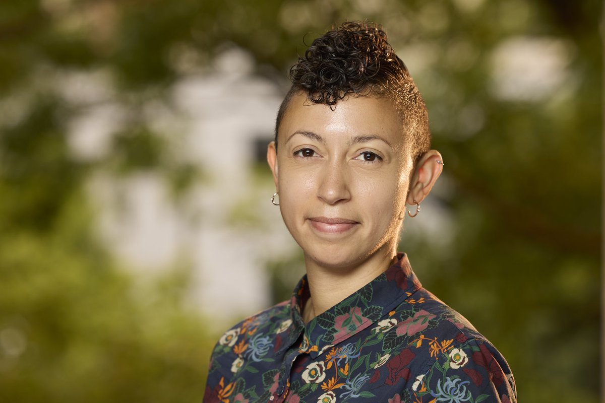 ScrapNaturalist's tweet image. new headshots from National Geographic Explorers Festival 🌿

thanks to Mark Thiessen 📸

and to Nova West for making me laugh 😋

@NatGeo @InsideNatGeo