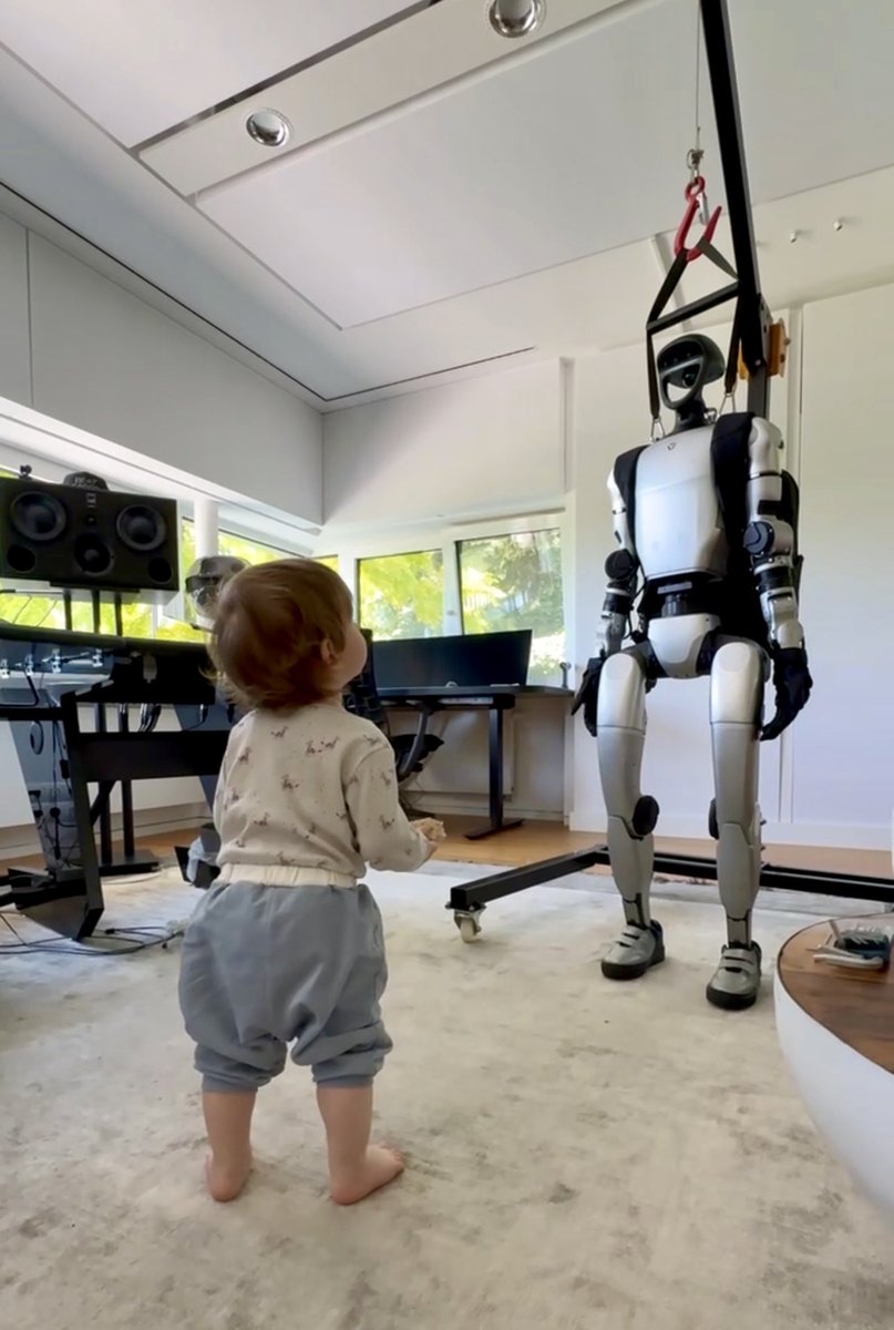 Crazy to think this is the first generation which will see humanoids and AI as something so normal…