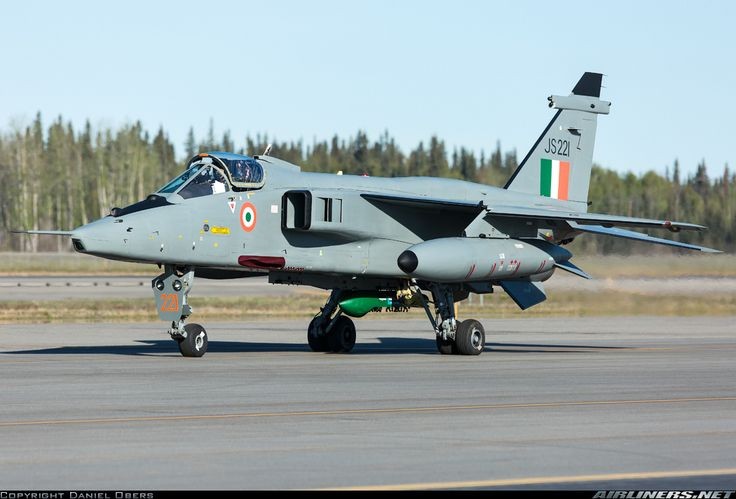 ChouhanManish08's tweet photo. Deeply saddened by the tragic loss of two brave air warriors in the Jaguar crash near Churu, Rajasthan today.

Sqn Ldr Lokendra Singh Sindhu (Rohtak, Haryana)
Flt Lt Rishi Raj Singh (Jodhpur, Rajasthan)

Their sacrifice will never be forgotten.
Om Shanti 🙏🏻💐🇮🇳

#JaguarJetCrash https://t.co/y0UXQablqc