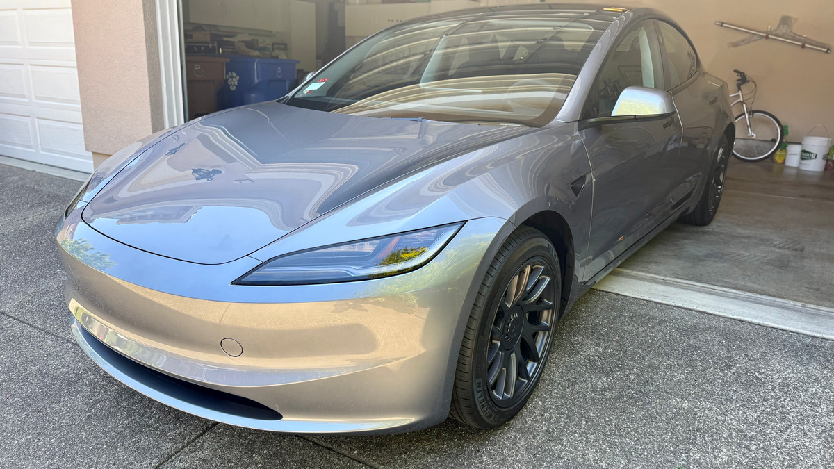 RobustAD's tweet image. “It looks better than showroom!”, our repeat coating customer said after we de-badged and gave a 5-year premium coating to his new #Tesla.

Book now at robsutd.com or give us a call at 707-681-5944 for free quote. Servicing #Napa &amp;amp; surrounding Bay Area.