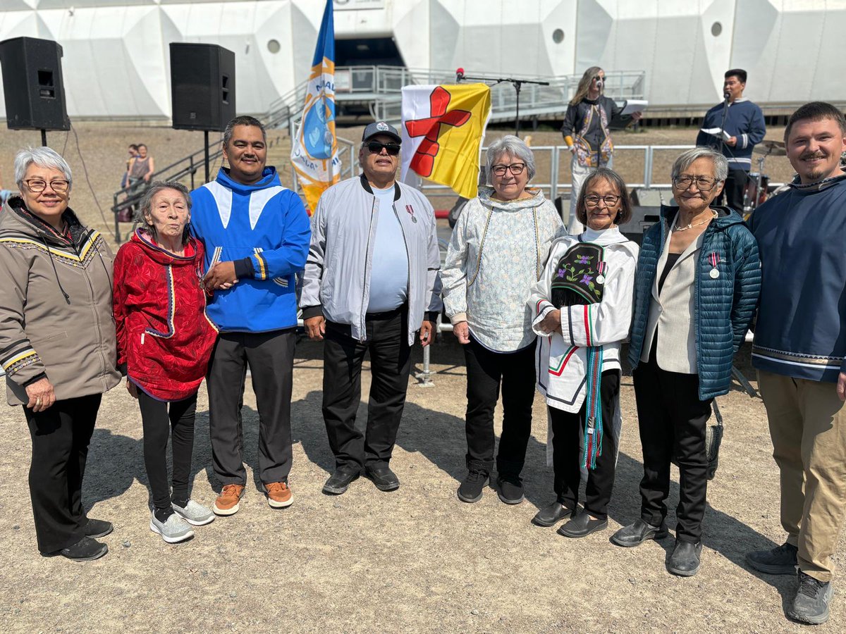 j_akeeagok's tweet image. ᐊᓕᐊᓇᐃᑦ ᐅᓪᓗᒥ ᓄᓇᕗᑦ ᐅᓪᓗᕆᖕᒪᒍ!
ᐅᐱᒍᓱᒃᐳᖓ ᖁᕕᐊᓲᑎᖃᕆᐊᒃᓴᖅ ᐃᖃᓗᖕᓂ ᑯᐃᓐ ᑭᒡᒐᖅᑐᖅᑎᖓᓗ ᒥᐊᓕ ᓴᐃᒪᓐ. ᖁᔭᓕᕗᒍᑦ ᓄᓇᕗᑦ ᑐᙵᕕᒃᑯᑦ ᑲᑎᑎᑦᑎᖅᑲᐅᓂᖏᓐᓄᑦ ᓄᓇᓕᖕᒥᐅᖃᑎᒌᓂ ᐅᓪᓗᒥ.