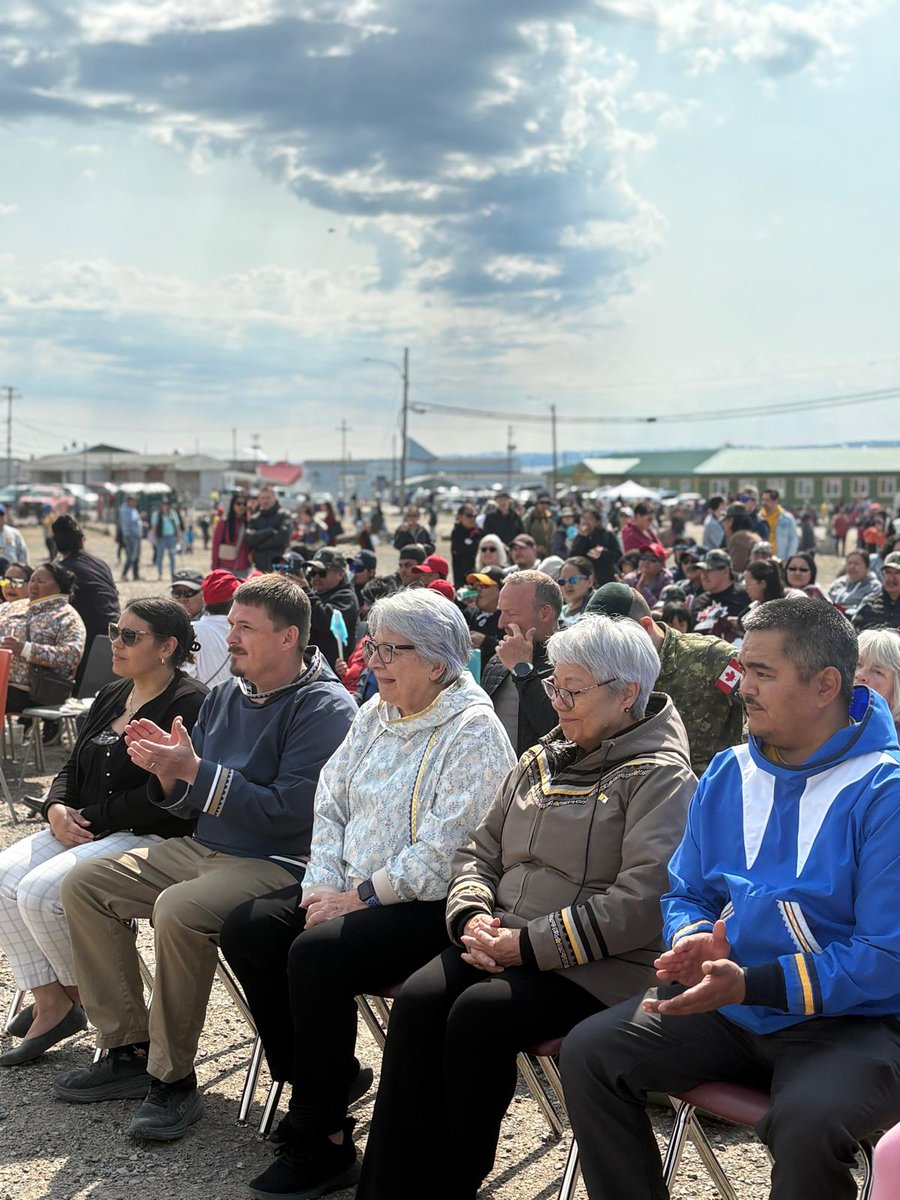 j_akeeagok's tweet image. ᐊᓕᐊᓇᐃᑦ ᐅᓪᓗᒥ ᓄᓇᕗᑦ ᐅᓪᓗᕆᖕᒪᒍ!
ᐅᐱᒍᓱᒃᐳᖓ ᖁᕕᐊᓲᑎᖃᕆᐊᒃᓴᖅ ᐃᖃᓗᖕᓂ ᑯᐃᓐ ᑭᒡᒐᖅᑐᖅᑎᖓᓗ ᒥᐊᓕ ᓴᐃᒪᓐ. ᖁᔭᓕᕗᒍᑦ ᓄᓇᕗᑦ ᑐᙵᕕᒃᑯᑦ ᑲᑎᑎᑦᑎᖅᑲᐅᓂᖏᓐᓄᑦ ᓄᓇᓕᖕᒥᐅᖃᑎᒌᓂ ᐅᓪᓗᒥ.