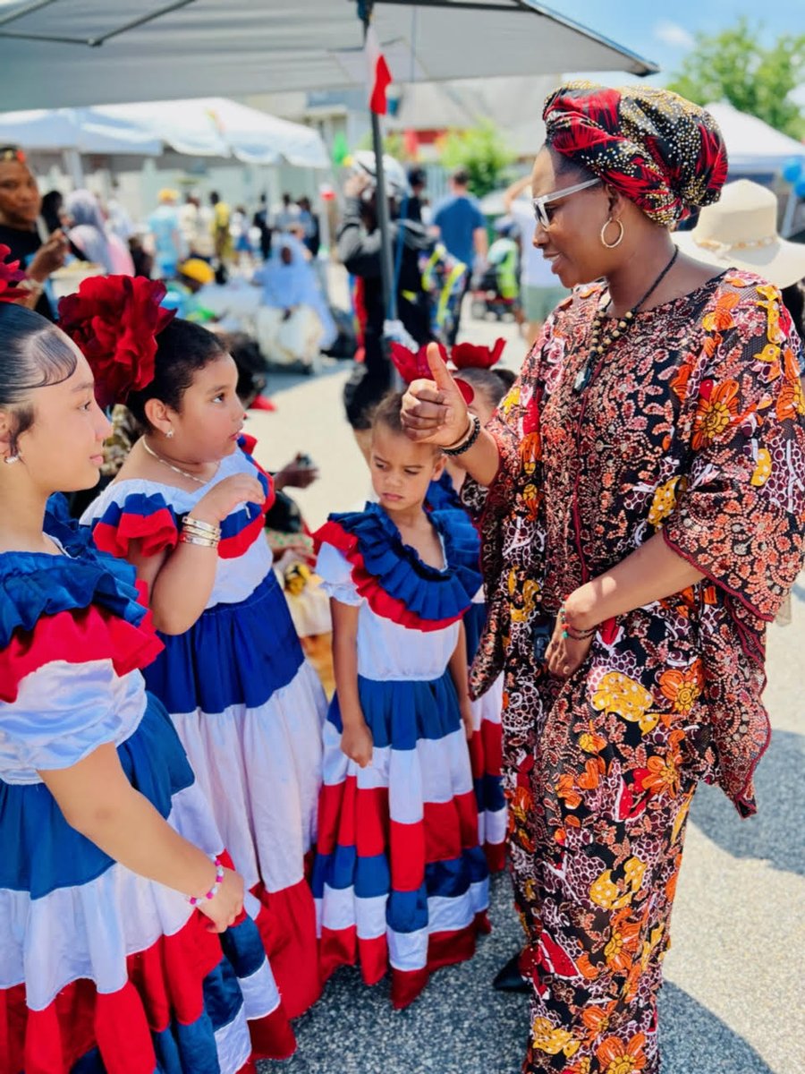 RefugeeDream's tweet image. &quot;We are their family&quot;. Executive Director Teddi Jallow and Refugee Dream Center was recently featured in an article by @TheSunChronicle. Please read the full article at the link below:
thesunchronicle.com/news/local_new…