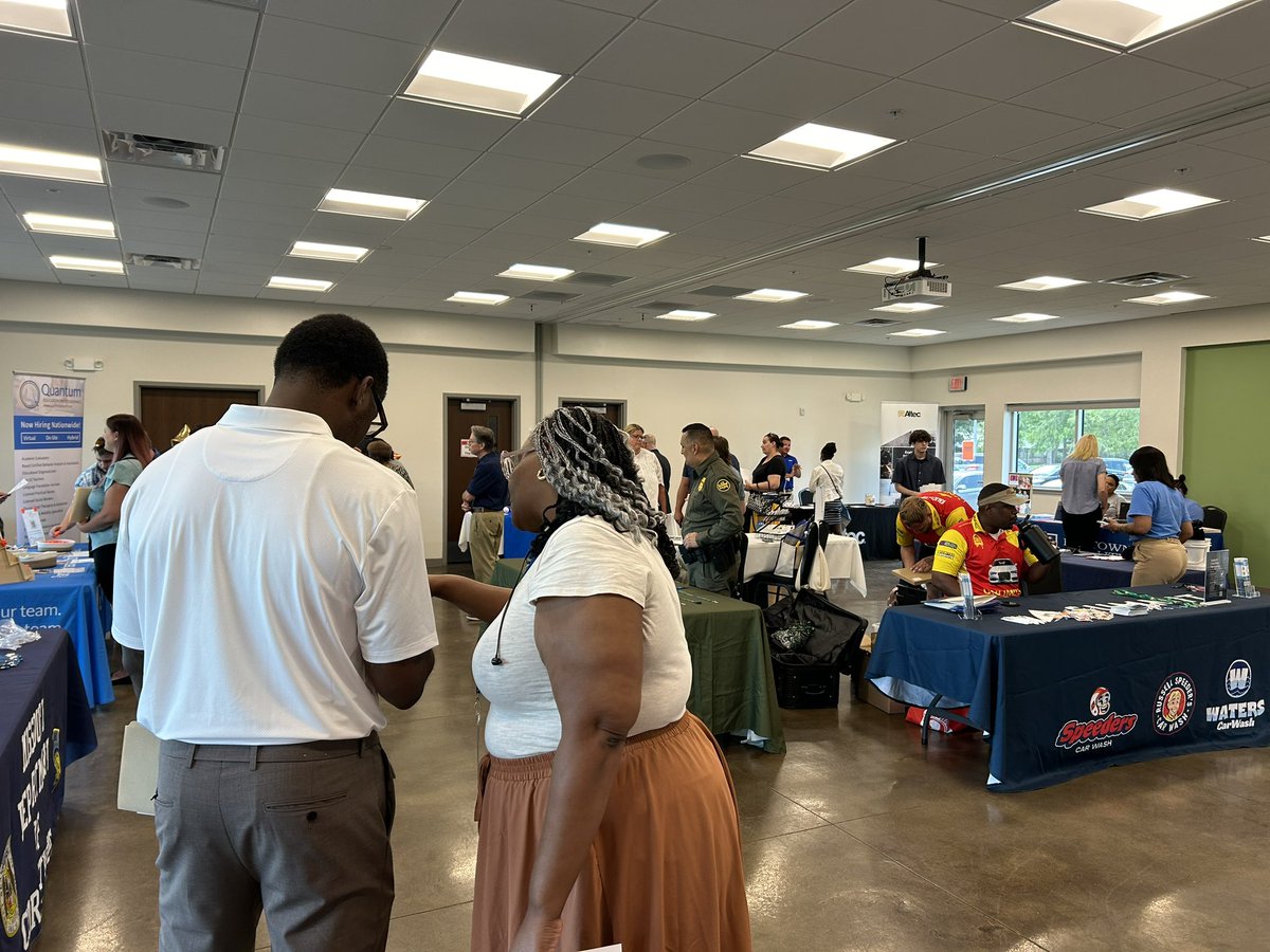 #KCKPSHR recruiting team has had a blast at the Step Up North Kansas City career fair! <a href="/kckschools/">Kansas City, Kansas Public Schools</a> #BetterEveryDay #CareerFair #HiringKansasCity #HiringKCK