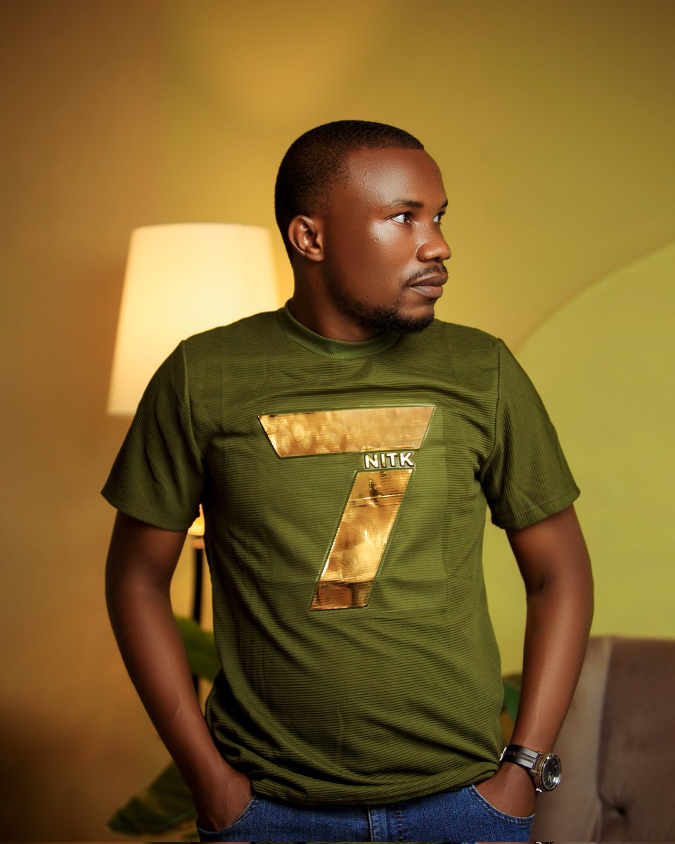 Imagine reading a book wea u can't turn back the pages, that's exactly how life is, every day that passes is done, treasure your life and live right, does this make sense to you!?