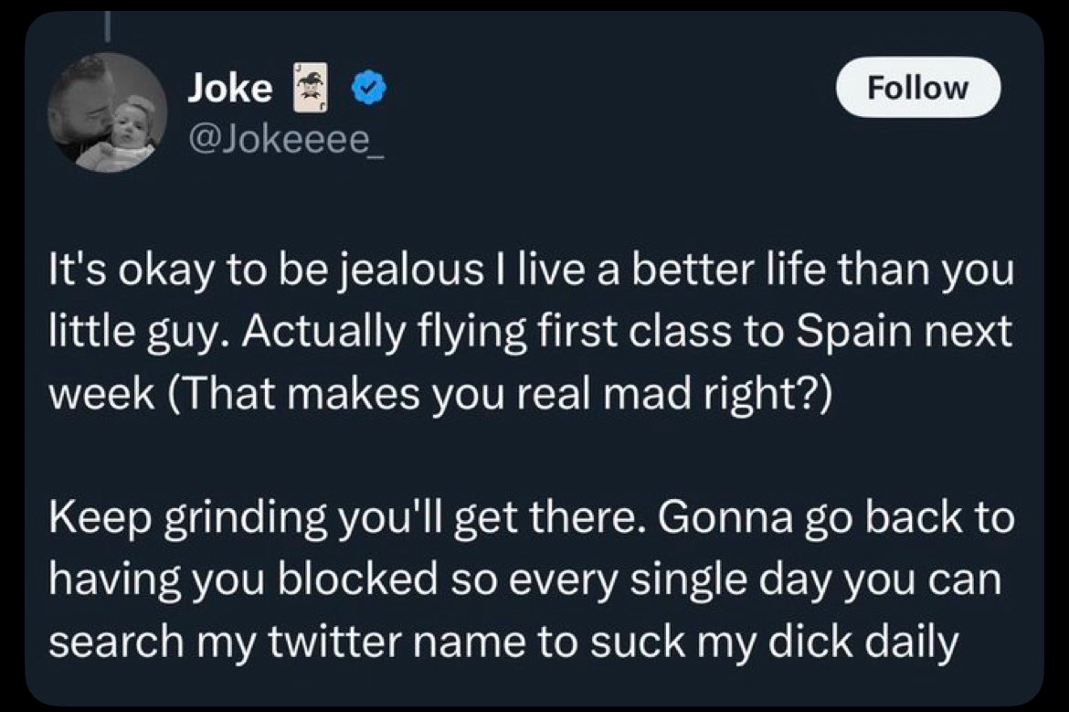 Using the zilbert rule, we now know that this jokeeeee dude is four and a half feet tall 🙏 

Also an absolute weirdo. That dick sucking line is just fucking weird.