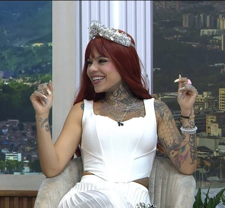 tatianagate's tweet photo. Diosa Apoteósica #PandillaGateX  #PandillaGate  #PandillaFirme  MELISSAGATE https://t.co/JfBvDtPRNu