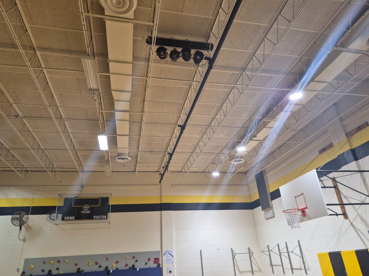 FHSchools's tweet image. Curious what happens on campus over the summer? 🪚🛠🧰 This is always a busy time of year to give our buildings a little TLC and make necessary repairs to provide a safe learning environment. Visit our website to see a list of summer work and future plans: foresthills.edu/departments/fa…