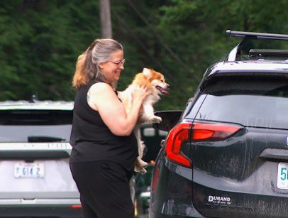 95Photog's tweet image. Some good news out of Francestown. This is butterscotch who ran out of the house and was happily returned to her owners by #police .@WMUR9