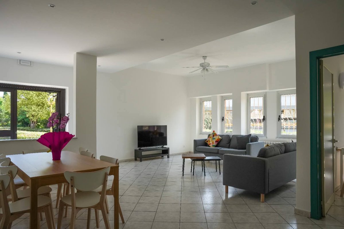 Apre un nuovo appartamento per #minoristranierinonaccompagnati in convenzione con la rete di accoglienza di <a href="/Roma/">Roma</a>
Una fruttuosa rete tra #Operanazionaleperlecittadeiragazzi e Assessorato Politiche sociali rivolta all'#accoglienza, alla #formazione e all'avviamento lavorativo