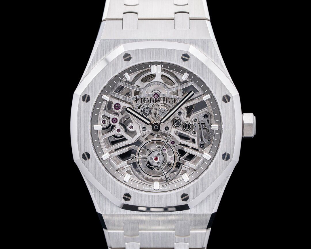 EuropeanWatchCo's tweet image. 🔥 This week’s selection of New Arrivals might be our strongest yet...

Perpetual calendars, tourbillons, skeletonized dials, and anniversary pieces - this collection reads like a greatest hits album for haute horlogerie.

From rare references to cutting-edge models, every piece…