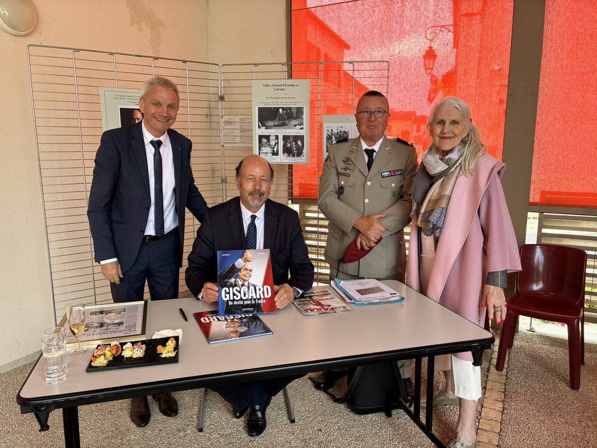 Louis Giscard d'Estaing (@lgiscardestaing) on Twitter photo inauguration particulièrement réussie à #Gondreville en Région #GrandEst #Lorraine de l’Esplanade #ValéryGiscarddEstaing en présence notamment du Maire #RaphaelArnould, de <a href="/LaurentHenart/">Laurent Hénart</a> et de la Pdte de la Fondation #Bigeard. inauguration particulièrement réussie à #Gondreville en Région #GrandEst #Lorraine de l’Esplanade #ValéryGiscarddEstaing en présence notamment du Maire #RaphaelArnould, de <a href="/LaurentHenart/">Laurent Hénart</a> et de la Pdte de la Fondation #Bigeard.