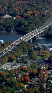 dicalaca18's tweet image. Gracias al gobierno del cambio por el puente que une a Tamalameque con Valledupar.
El río Guatapuri cada día más lindo. 
Gracias mi Presi, usted si cumple… Sufran Uribistas!