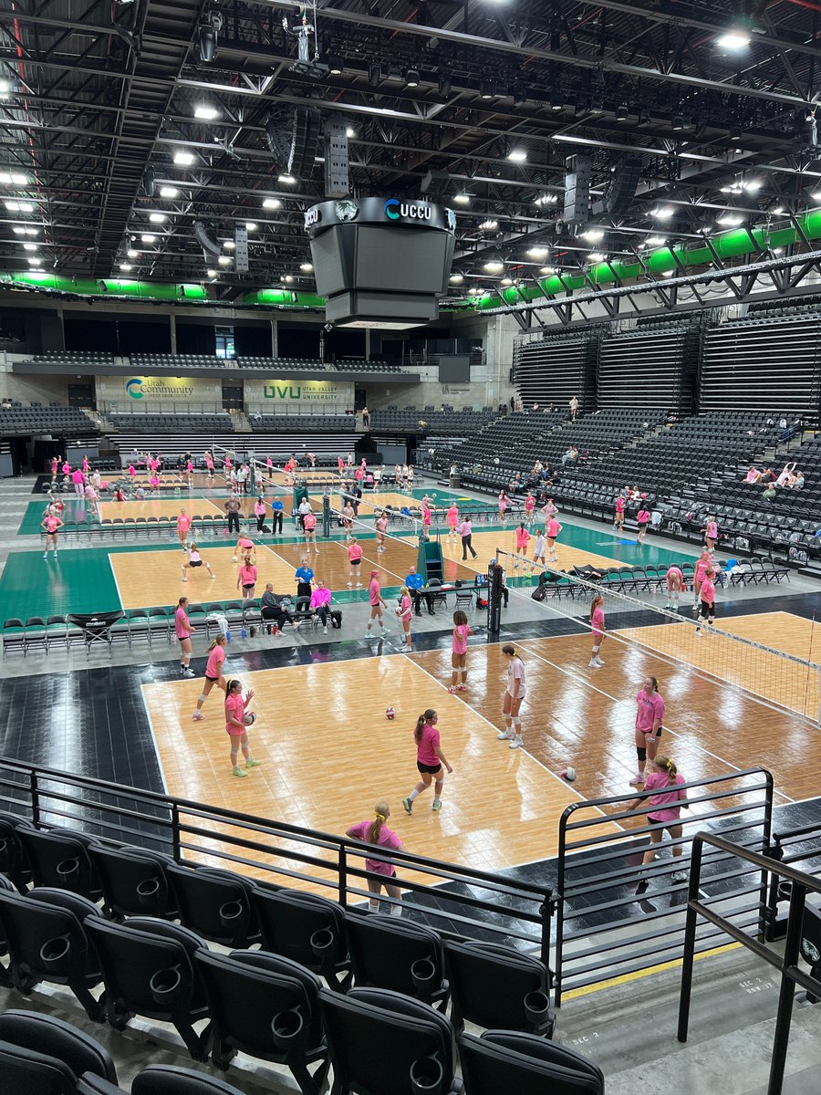 UVUwvb's tweet image. Proud to honor Lori Richards by wearing pink on Wednesday at camp!
#GoUVU | #ValleyForged