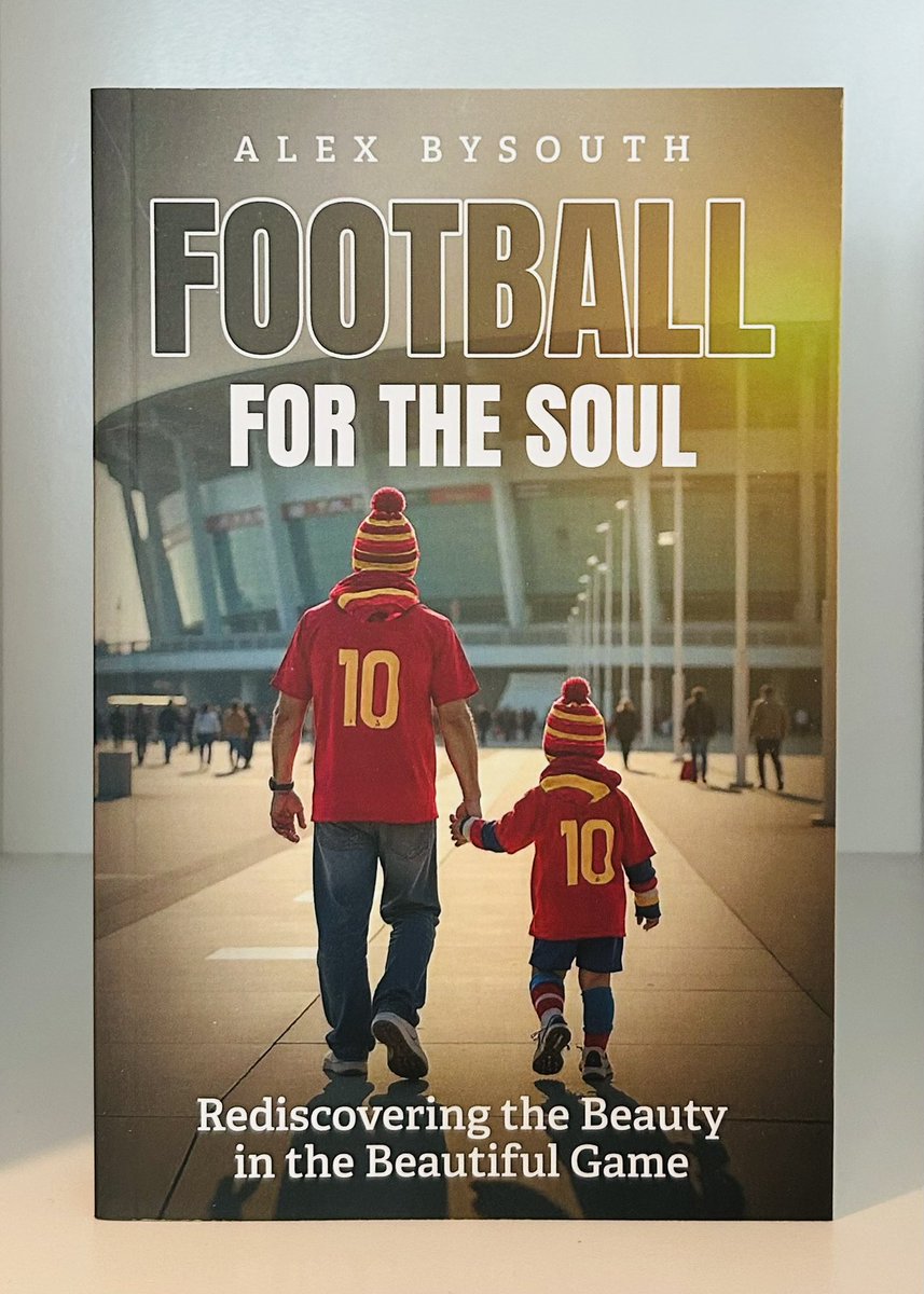 SoccerBooksLtd's tweet image. *AVAILABLE NOW*
#BBCSport journalist @alexbysouth explores some of the most unusual & intriguing stories in #Europeanfootball Drawing on candid personal interviews to get to the heart of what makes #football special ⚽️📚👇
soccer-books.co.uk/collections/ne…
@PitchPublishing #CWC #UCL #UEL