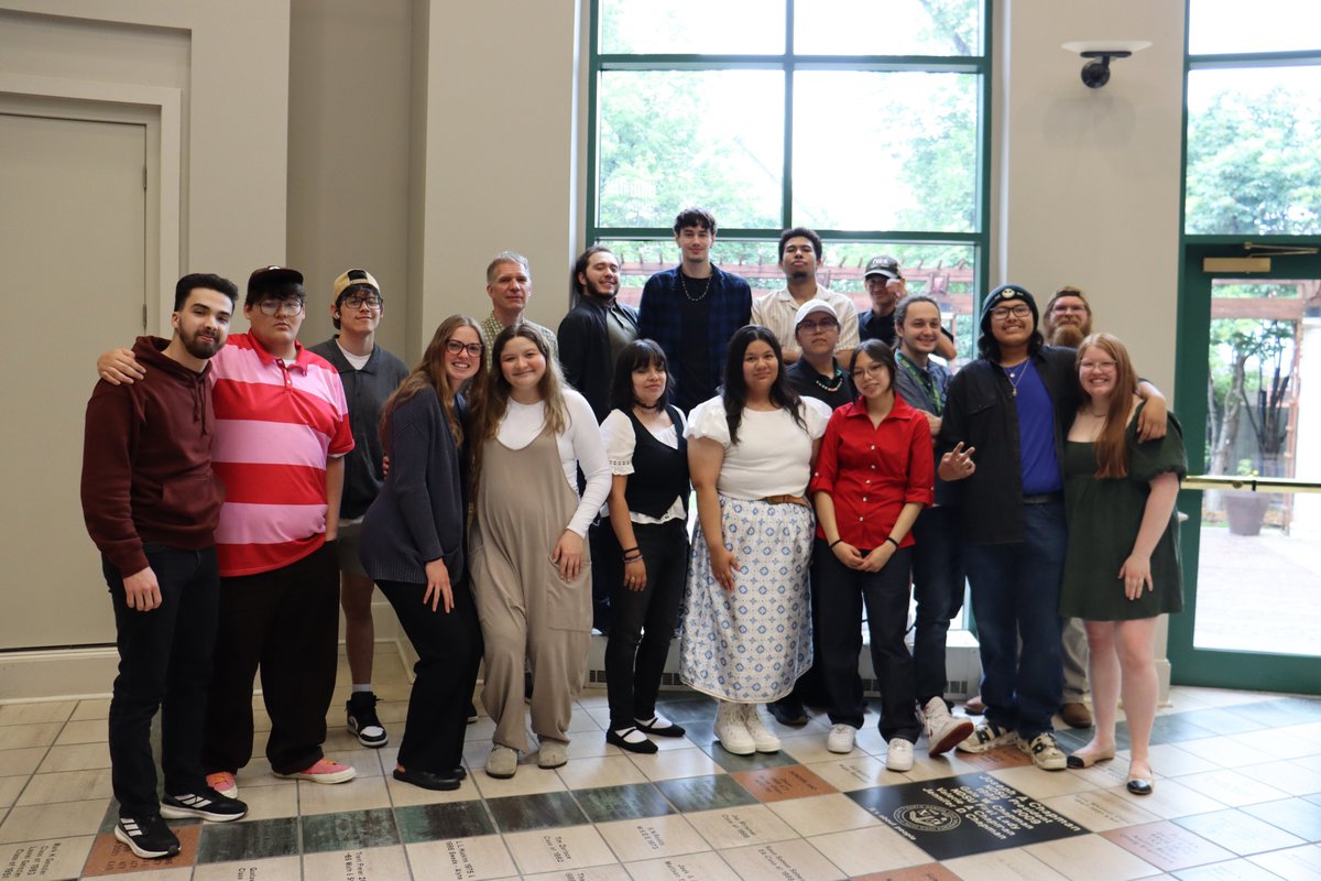 13 students from ND tribal colleges spent two weeks diving into hands-on science at the NATURE University Summer Camp! Paired with NDSU &amp; UND researchers, they explored STEM projects &amp; life on R1 campuses.  bit.ly/3U3gBV2
#NDSU #STEM