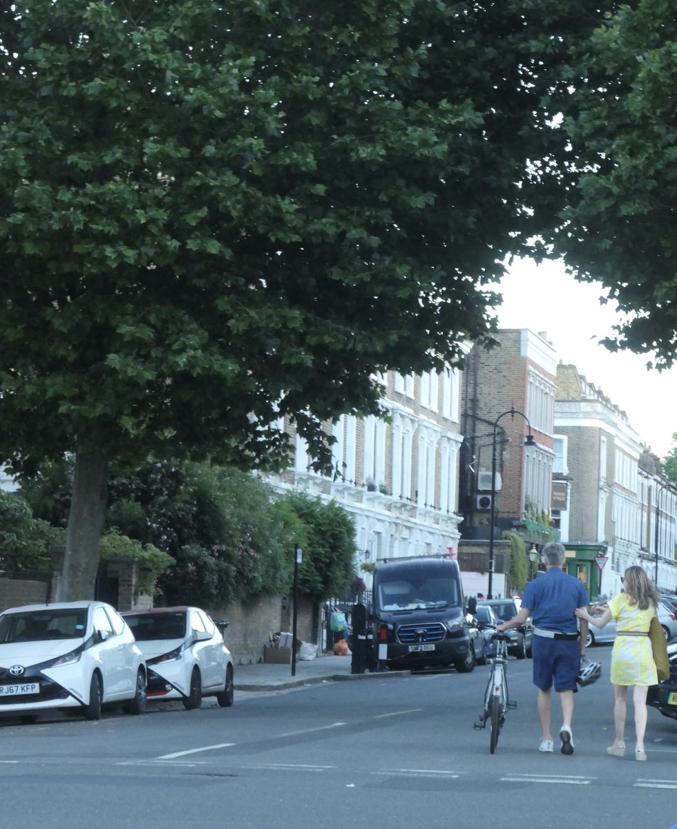 nogenrex's tweet image. Today I walked in London… last day :(