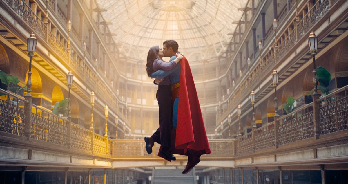 KeiziTV's tweet image. #Superman is EXHILARATING!!
Unapologetically tossing you into a HUGE universe of fantasy, sci-fi and absurdity with a brilliant cast and SUPERMAN FOR A NEW GENERATION. The film isn’t perfect… a bit rough around the edges, but its sincerity will almost certainly WIN YOU OVER! 🙌
