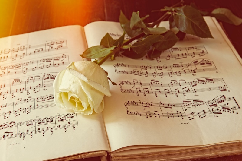 FoothillFuneral's tweet photo. Memorializing someone isn’t about stuff—it’s about stories, shared love, and thoughtful remembrance. #Funeral #Glendora #FuneralDirector #Die https://t.co/X6xmBjF9oU https://t.co/DaPGHh33iw