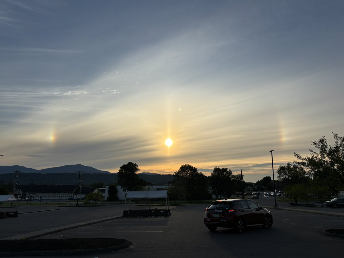 Adam Froehlig (@ajfroggie) on Twitter photo <a href="/NWSBurlington/">NWS Burlington</a> <a href="/JessWCAX/">Jess Langlois</a> <a href="/wxpeterk/">Peter Kvietkauskas</a> <a href="/WasilenkoAlex/">Alex Wasilenko</a> <a href="/HaleyBouleyWX/">Haley Bouley</a> <a href="/benfrechettewx/">Ben Frechette</a> <a href="/TylerJankoski/">Tyler Jankoski NBC5 📺</a> <a href="/MichaelPageWx/">Michael Page</a> Faint, but there. A couple sun dogs walking out of PChop in Mo’ville. <a href="/NWSBurlington/">NWS Burlington</a> <a href="/JessWCAX/">Jess Langlois</a> <a href="/wxpeterk/">Peter Kvietkauskas</a> <a href="/WasilenkoAlex/">Alex Wasilenko</a> <a href="/HaleyBouleyWX/">Haley Bouley</a> <a href="/benfrechettewx/">Ben Frechette</a> <a href="/TylerJankoski/">Tyler Jankoski NBC5 📺</a> <a href="/MichaelPageWx/">Michael Page</a> Faint, but there. A couple sun dogs walking out of PChop in Mo’ville.