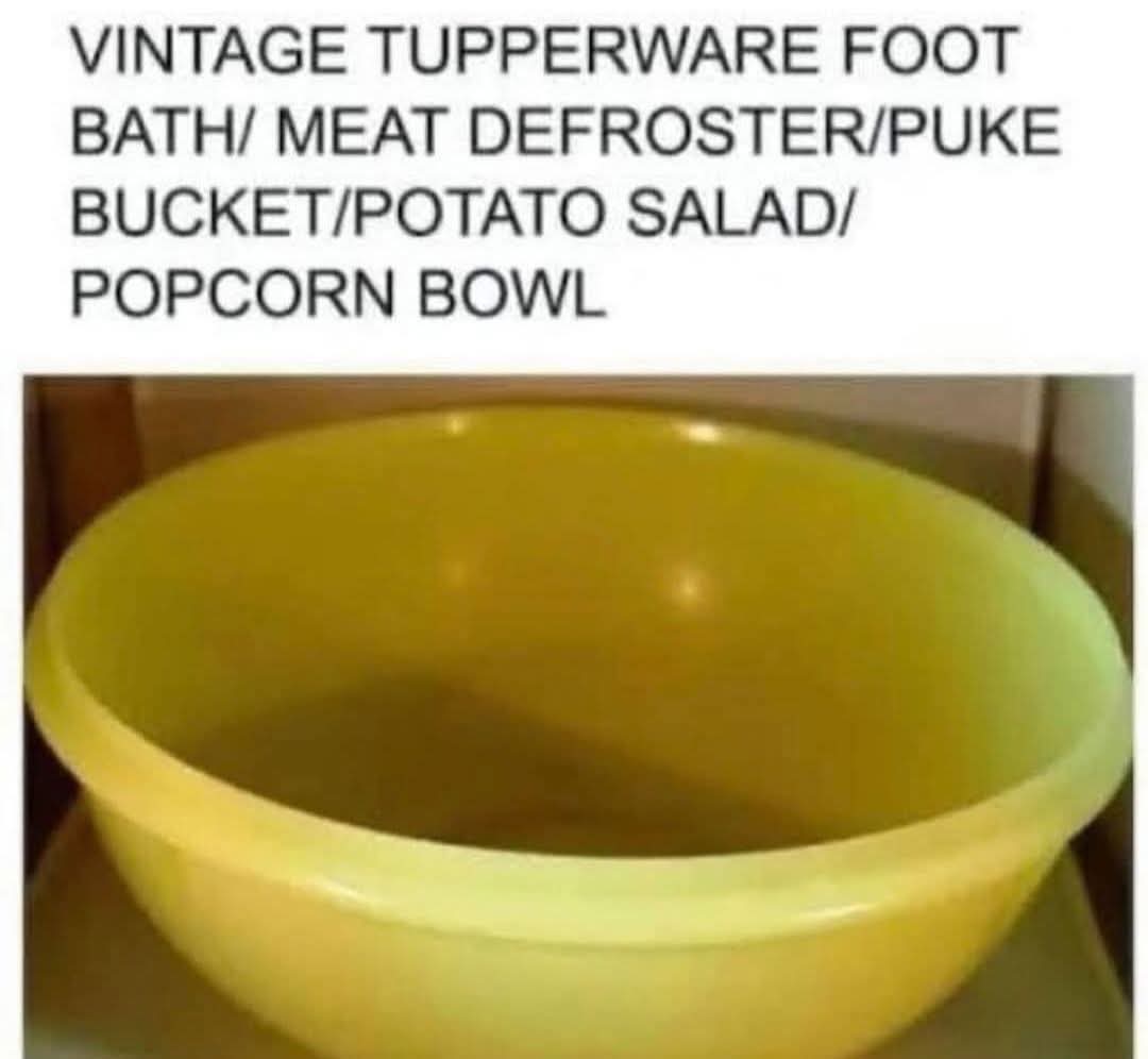 ❤🎹 Ames 🎹❤ (@ames2420) on Twitter photo I have a green one that has been passed down to me .   🤣 I am afraid to put food in it.    No telling what all has been inside that bowl. I have a green one that has been passed down to me .   🤣 I am afraid to put food in it.    No telling what all has been inside that bowl.