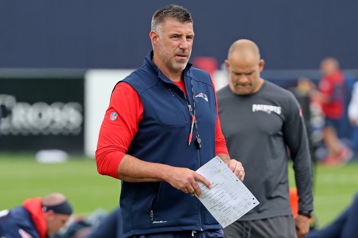“As long as I’m the head coach here, our coaches will have three simple jobs. They sound simple; they want to teach, they want to develop, and they want to inspire our players by making a connection.”