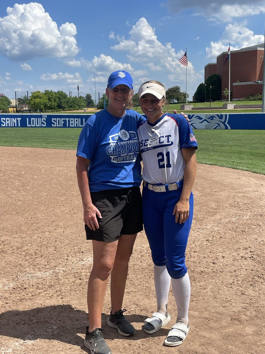 Thank you <a href="/SLUSoftball/">SLU Softball</a>  and <a href="/CoachConnoyer/">Christy Connoyer</a> for putting on an amazing camp! I learned a lot and appreciated the feedback I got! I cannot wait to attend another! 
<a href="/SelectFP_Christ/">@SelectFP_Christ</a>
