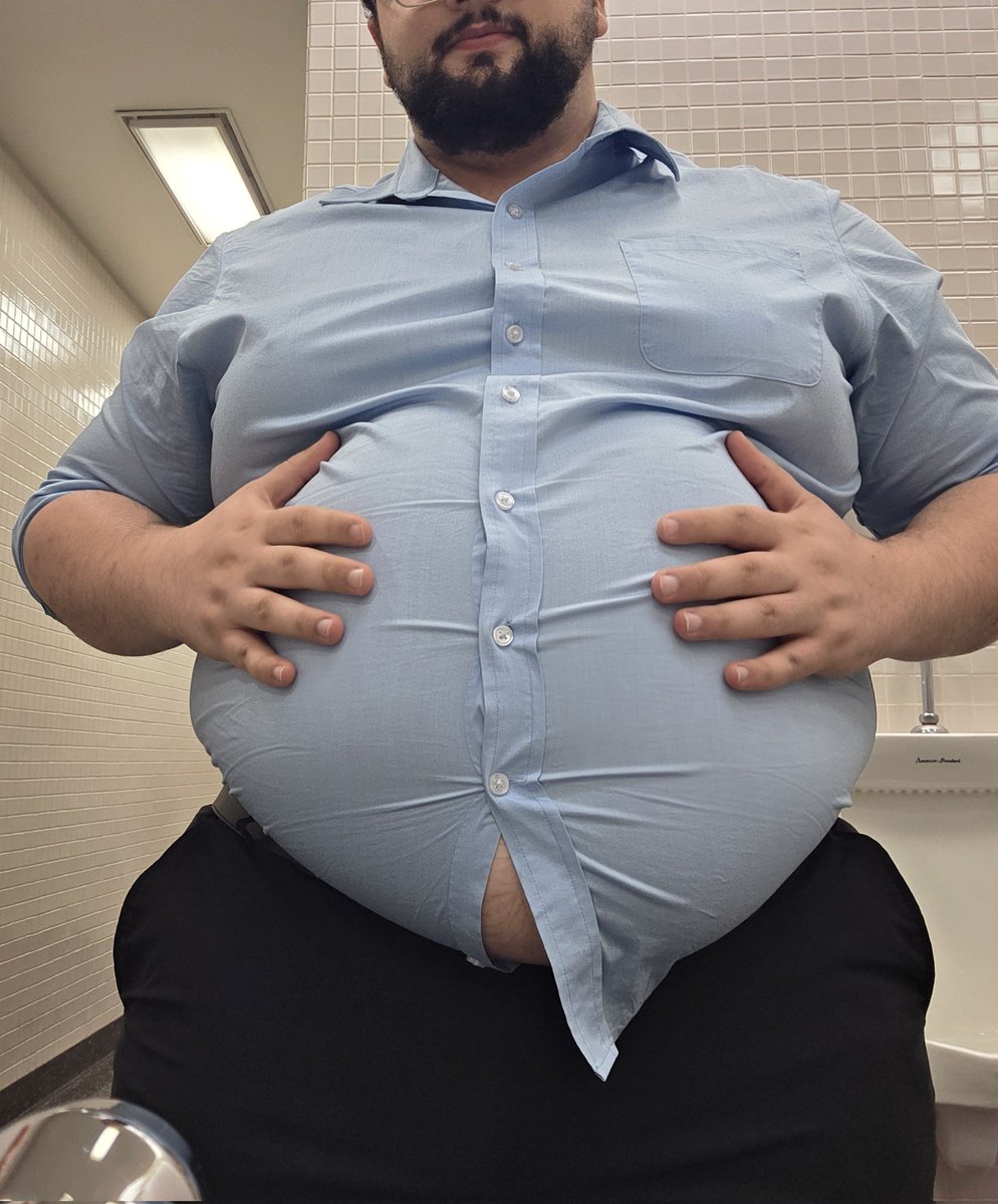 Emptied a subs wallet to pig out at lunch, but my belly is rumbling again. Who's going to tribute to this big gut?

Cash app: crasscashh 

Make that wallet lighter and make me heavier.
