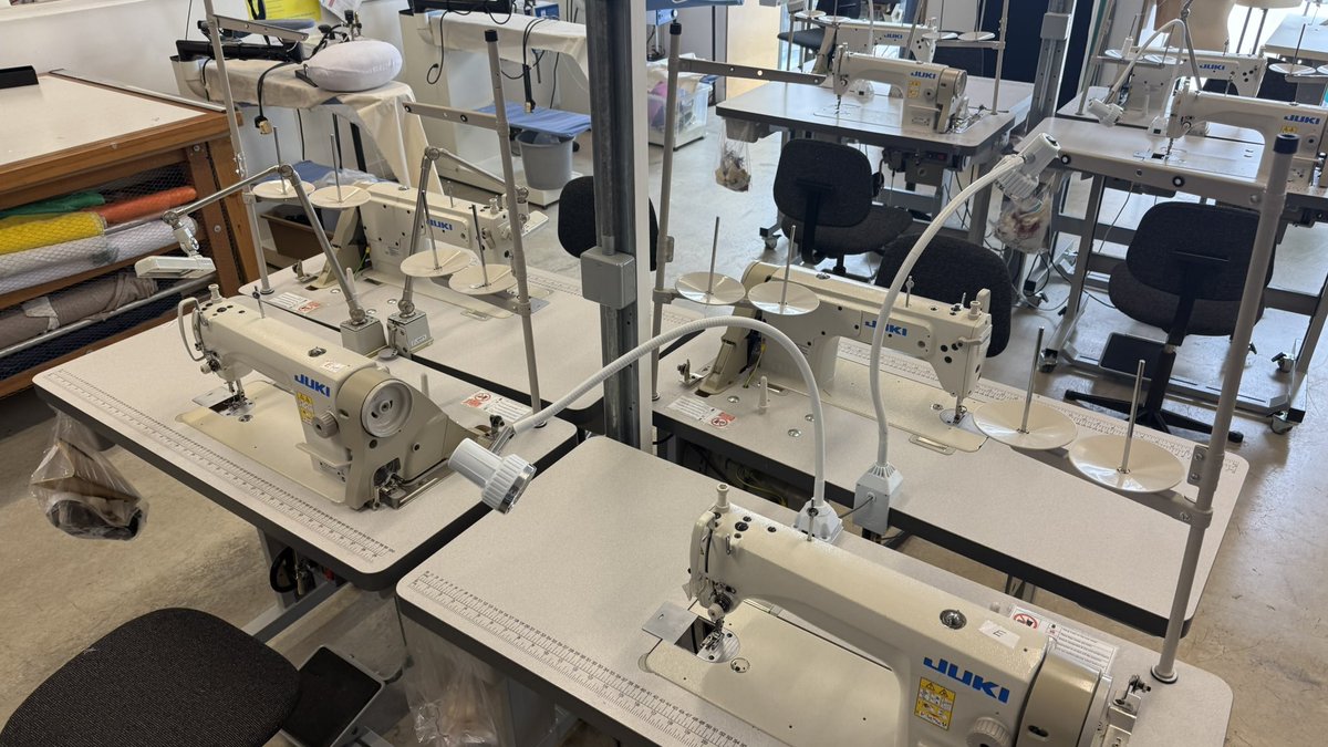 TeacherToolkit's tweet image. A second visit to Waltham Forest College today. Their facilities are stunning! 

How does Barak Rosenhine’s 17 principles of effective instruction apply to motor vehicle engineering? To media? To fashion? To electronics and plumbing? 🤔 

Being able to translate research into