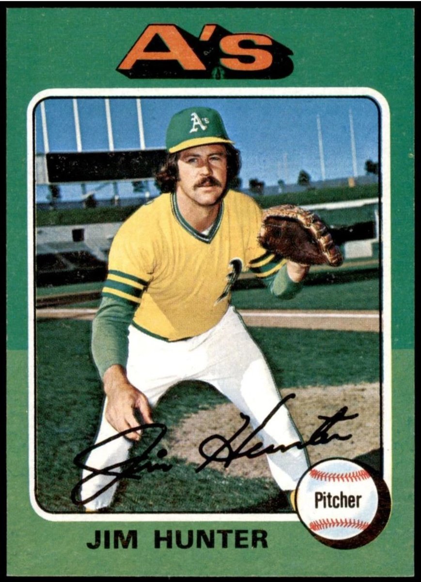 CardboardHistry's tweet image. Interesting that this #CyYoungAward winning starter who’d notched 25 victories &amp;amp; thrown 318.1 IP in ‘74 relieved Rollie w/ 2 outs in 9th &amp;amp; a runner on 1st. #Catfish K’d LA’s #5 hitter Joe Ferguson to shut the door &amp;amp; earn Gm1 save…then threw 7.1 IP to get Gm3 win. #DifferentEra