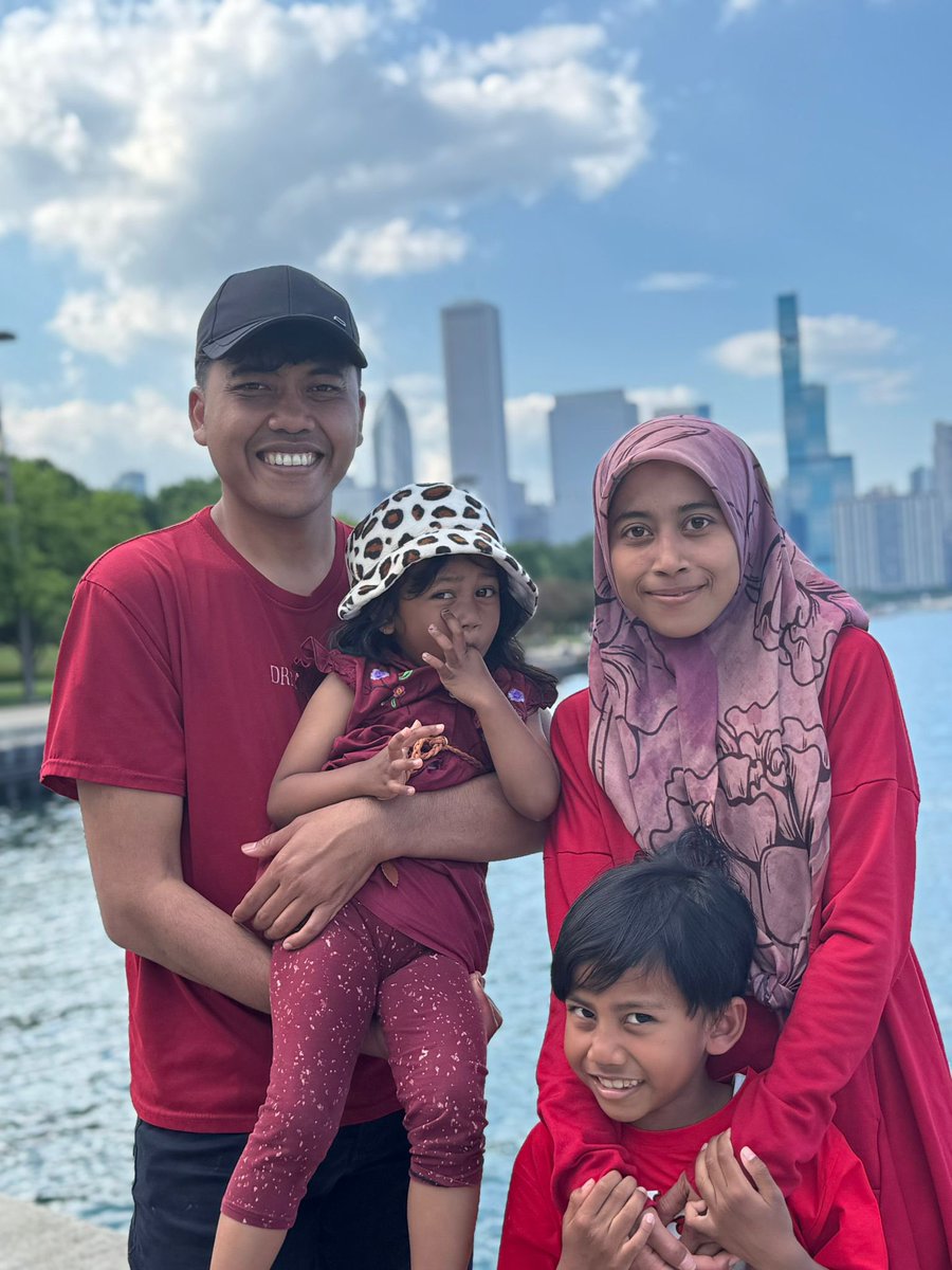 bangqohar's tweet photo. Filling up energy in Chicago

July 1-3, 2025 https://t.co/2CjALQhrnI