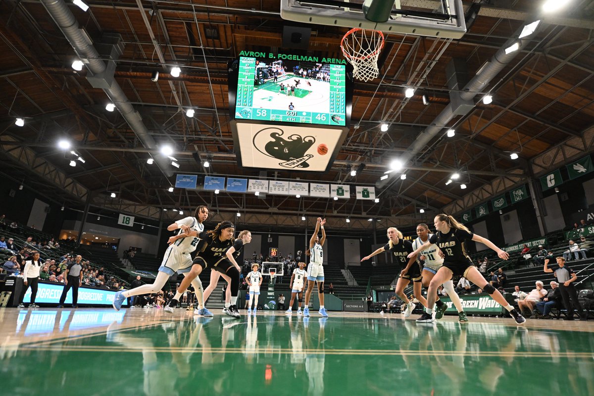 tuwaveriders's tweet image. There’s nothing like a game day at Avron B. Fogelman Arena in the Devlin Fieldhouse.
Wave Riders earn 2,000 points for attending Tulane Women’s Basketball 💚🌊
Come join us this fall!
#RideTheWave | #RollWave🌊