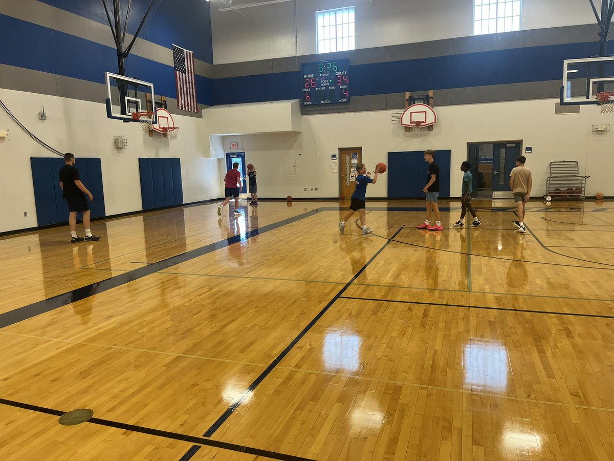 Great day with our 7/8 grade. Working on options off of two feet and playing with pace!