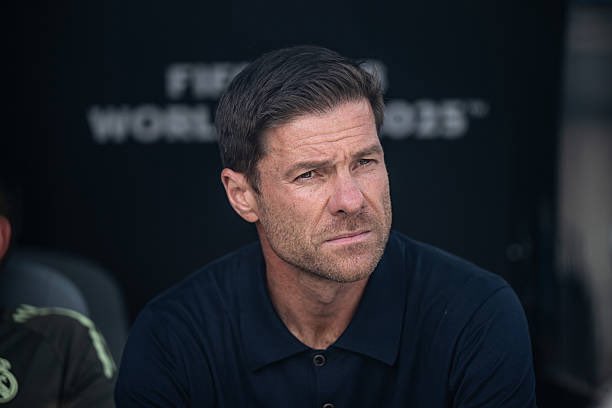 قاسية عليك وجزء كبير من الجمهور والإعلام رح يهاجمك مش لمجرد الخسارة لا ، لأن أربعة ثقيلة وما أخفيكم أنا إنقرصت !!!

هذا السقوط الأول ونتمنى يكون الأخير ، أنا واثق أن قراراته بعد اليوم بتكون حاسمة !!!

الوضع صار واضح ، على مين يعتمد ومين يستبعد ... مباراة للنسيان والثقة موجودة 🤍