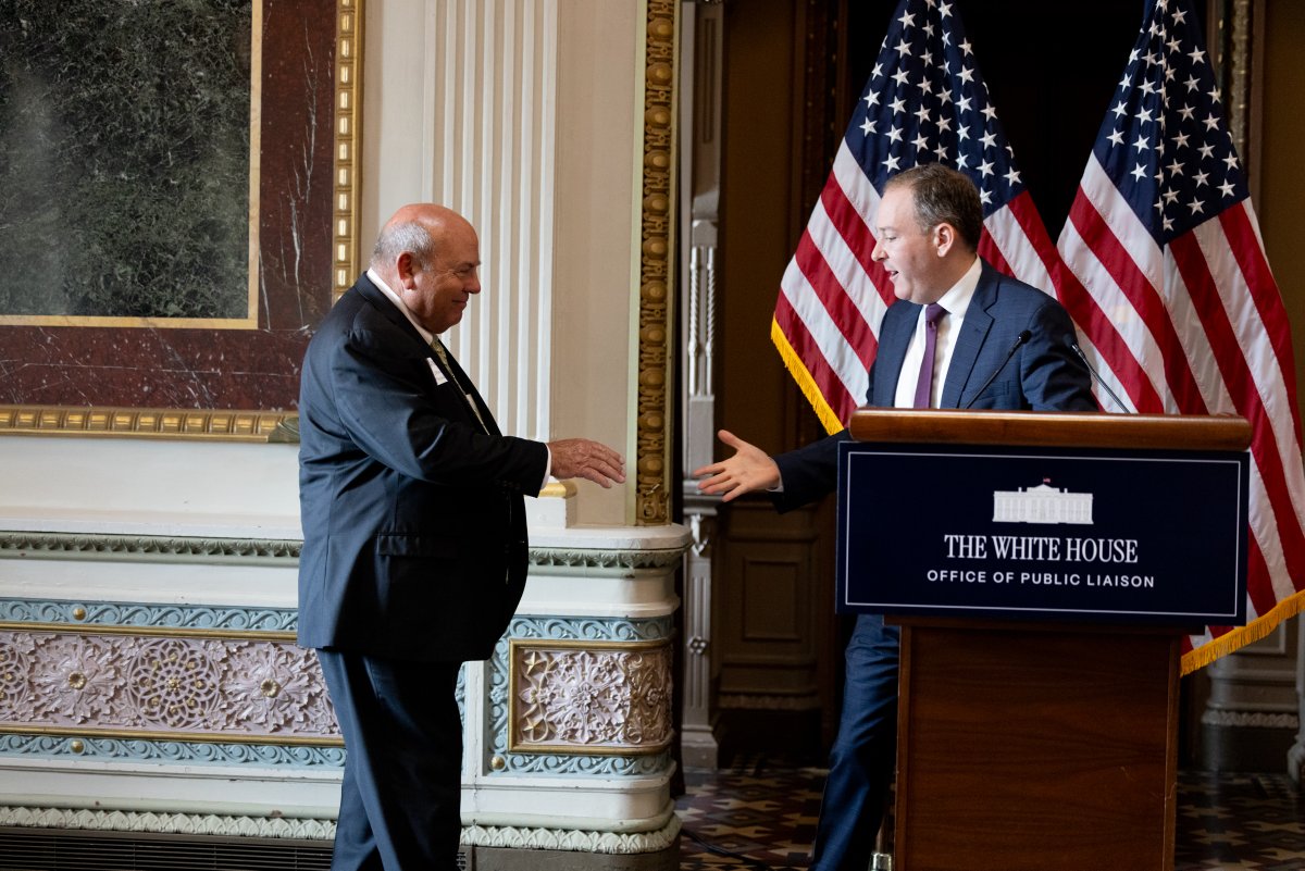 ZippyDuvall's tweet image. This week, I met with admin officials & President @realdonaldtrump to discuss issues facing America's farmers & ranchers. It’s important to have these conversations to ensure government serves as a partner in the success of farmers & ranchers as we stock America’s pantries.