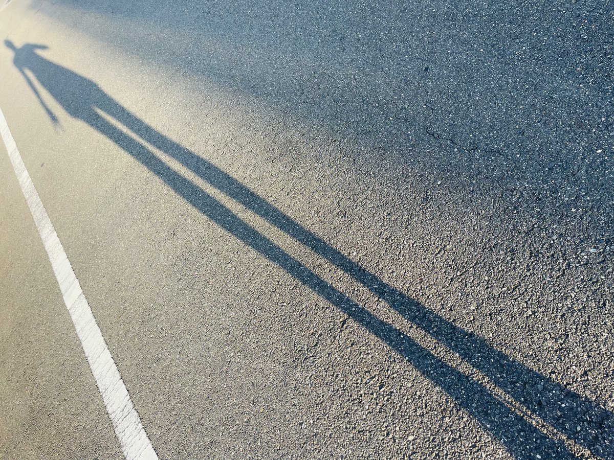 おはようございます。
今日の午後は雷雨にお気をつけ下さい。
暑さ対策も念入りに行って、素敵な1日をお過ごし下さいね♪