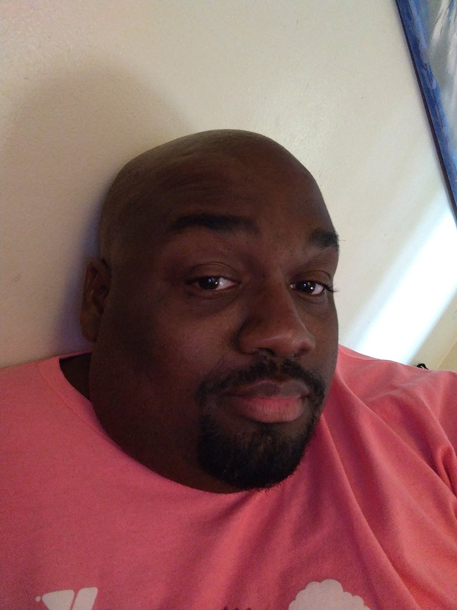 Blackwillcomics's tweet photo. Who wants to ft and chat dm me https://t.co/AGAgK4BfhW