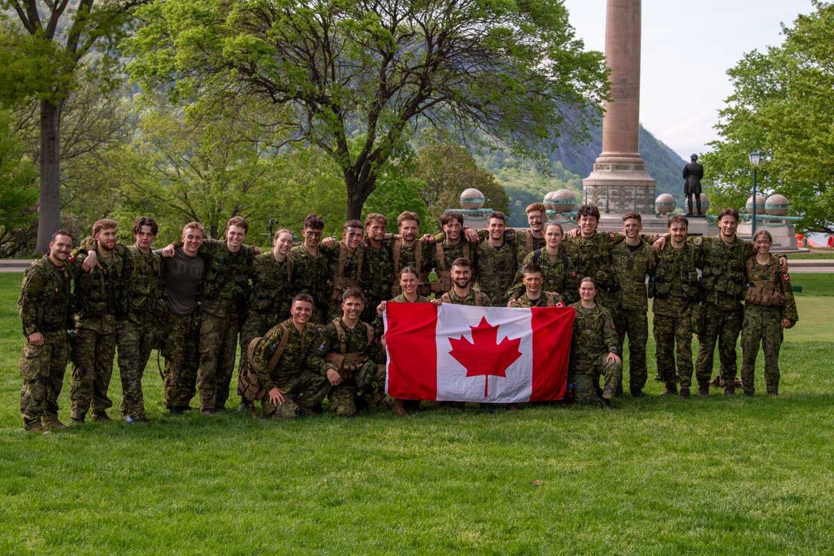 CanadianForces's tweet image. Canada showed up strong at the 58th Sandhurst Military Skills Competition (May 2 to 3).
RMC Saint-Jean finished third overall (1st internationally) and RMC Kingston fourth, competing among 48 elite teams. Huge congrats to both teams for their outstanding performance! 👏