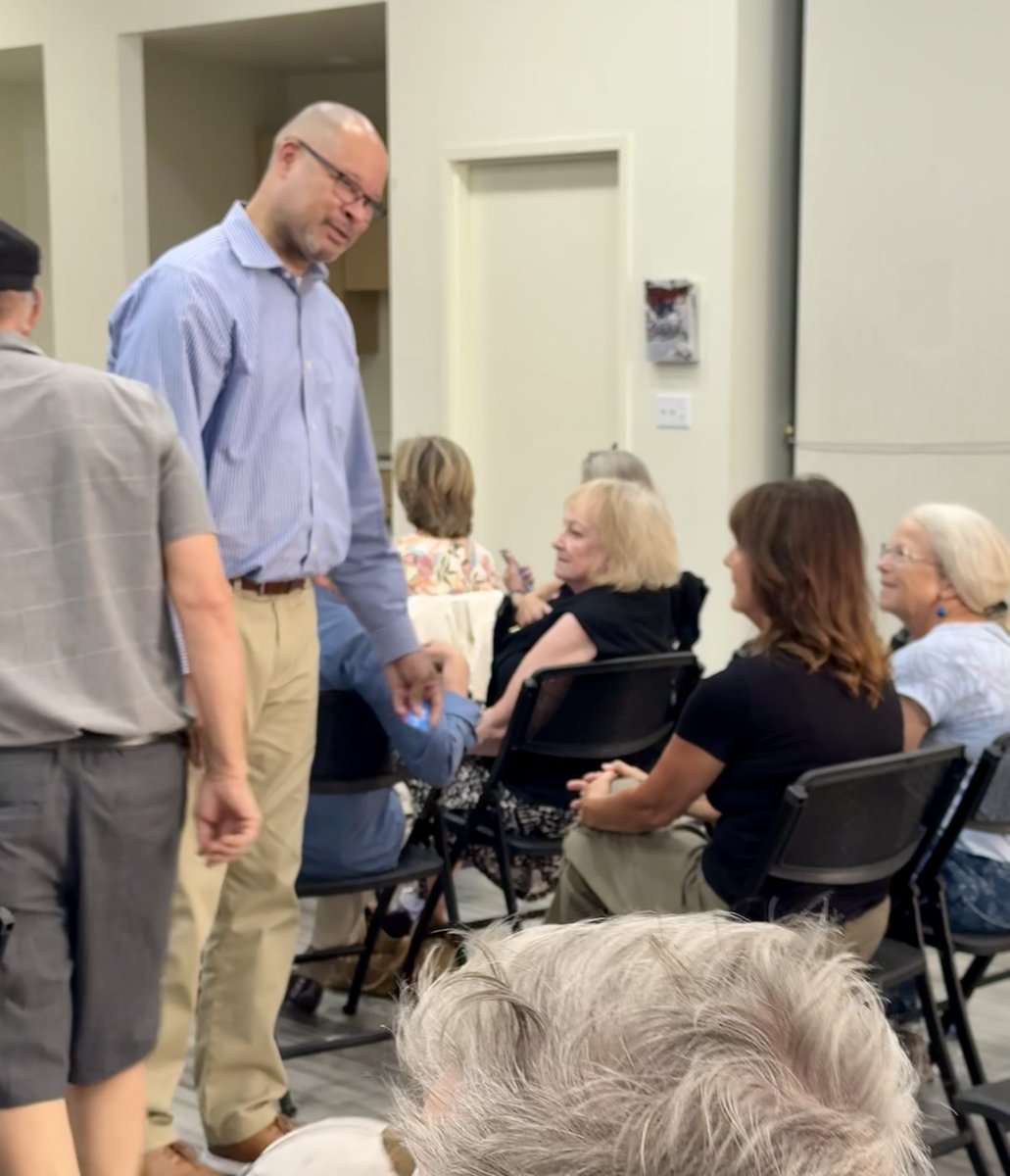 AaronDFordNV's tweet image. Really appreciated spending time with the South Washoe Dems. Folks are feeling the pressure – from housing costs driven up by out-of-state speculators, rural hospitals shutting down, and prices rising across the board.
I brought forward a bill to crack down on corporate price…
