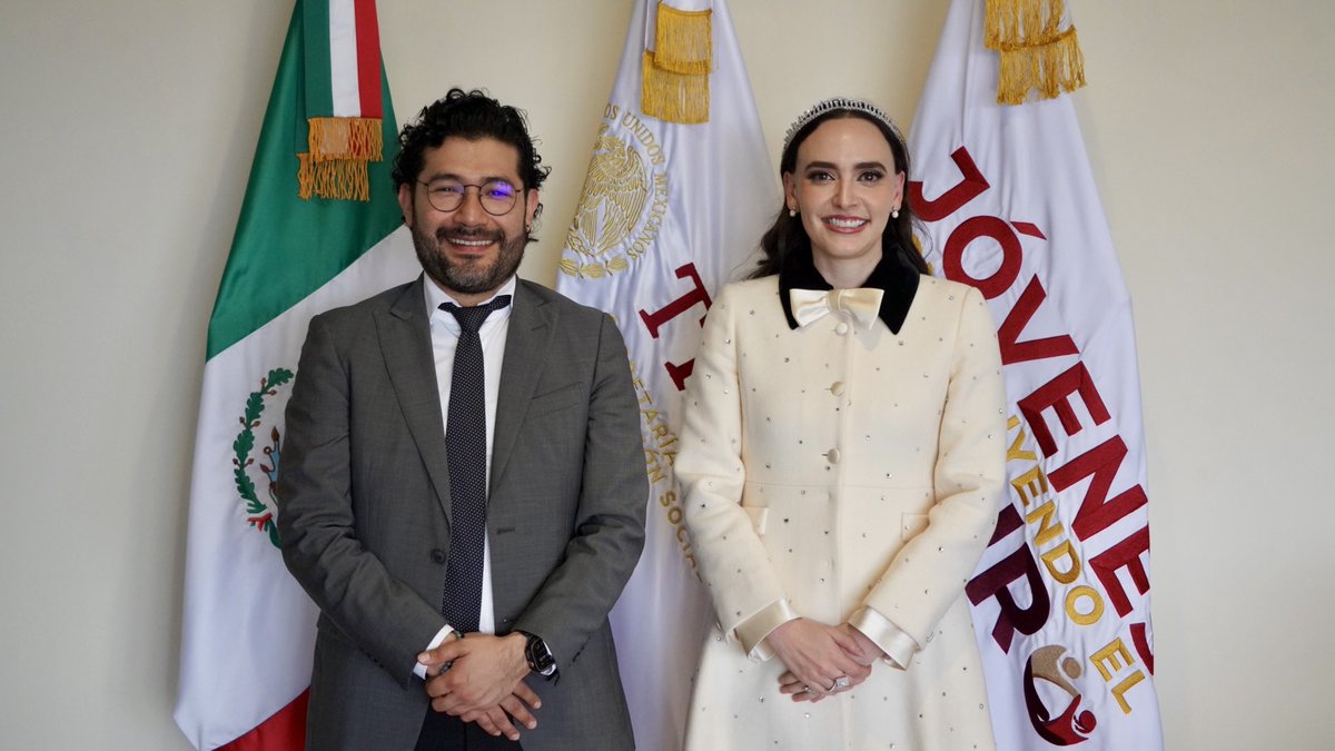 marathb's tweet photo. La @STPS_mx es una institución comprometida con el desarrollo económico de nuestro país a través de 🤝 relaciones laborales justas. Por ello, me reuní con @AltagraciaGome, Coordinadora del Consejo Asesor de Desarrollo Económico Regional de Relocalización. https://t.co/NNUSqSllvC