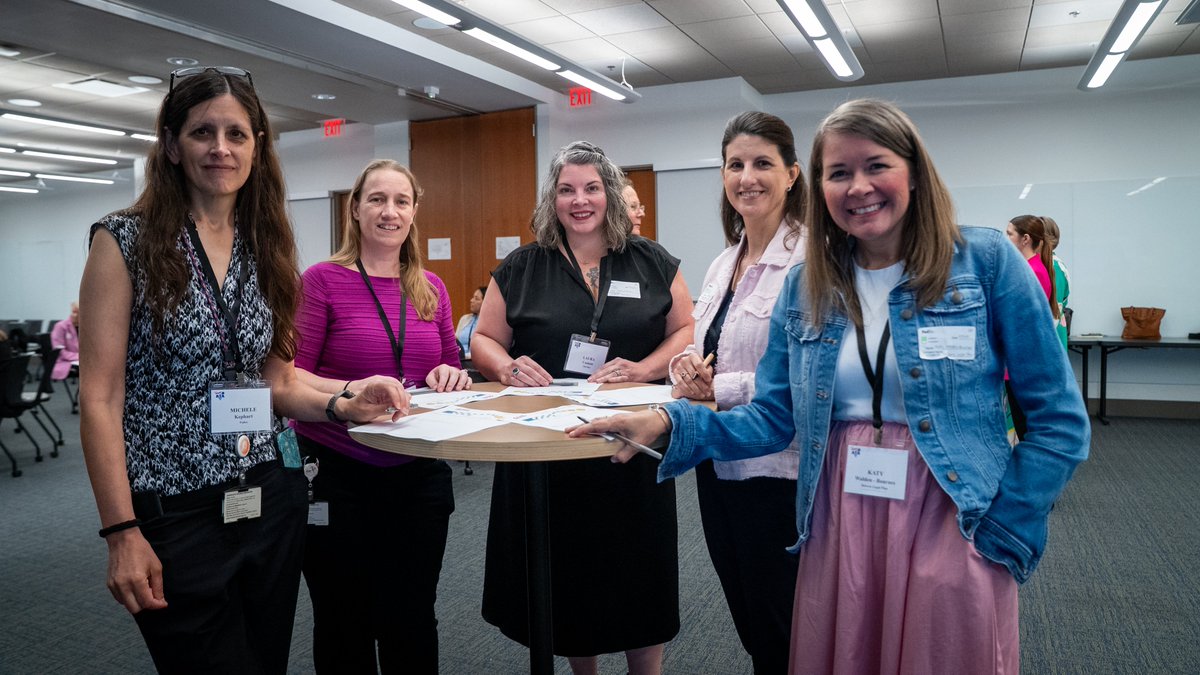 wim_ata's tweet image. Earlier today, Christy Uffelman, encouraged us to step outside our comfort zones to form more meaningful bonds. We explored how vulnerability and authenticity can deepen our connections and help us better support each other as women, colleagues, and peers. #ATAWomenInMotion