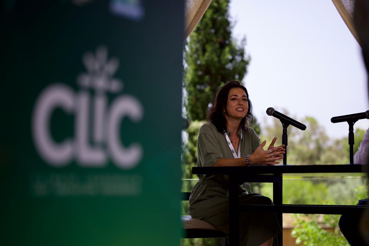 Connect4Climate's tweet image. Capturing vital Digital Media Zone dialogues between thought leaders of disparate backgrounds and generations at the Climate Leadership & Innovation Conference in Morocco 💚