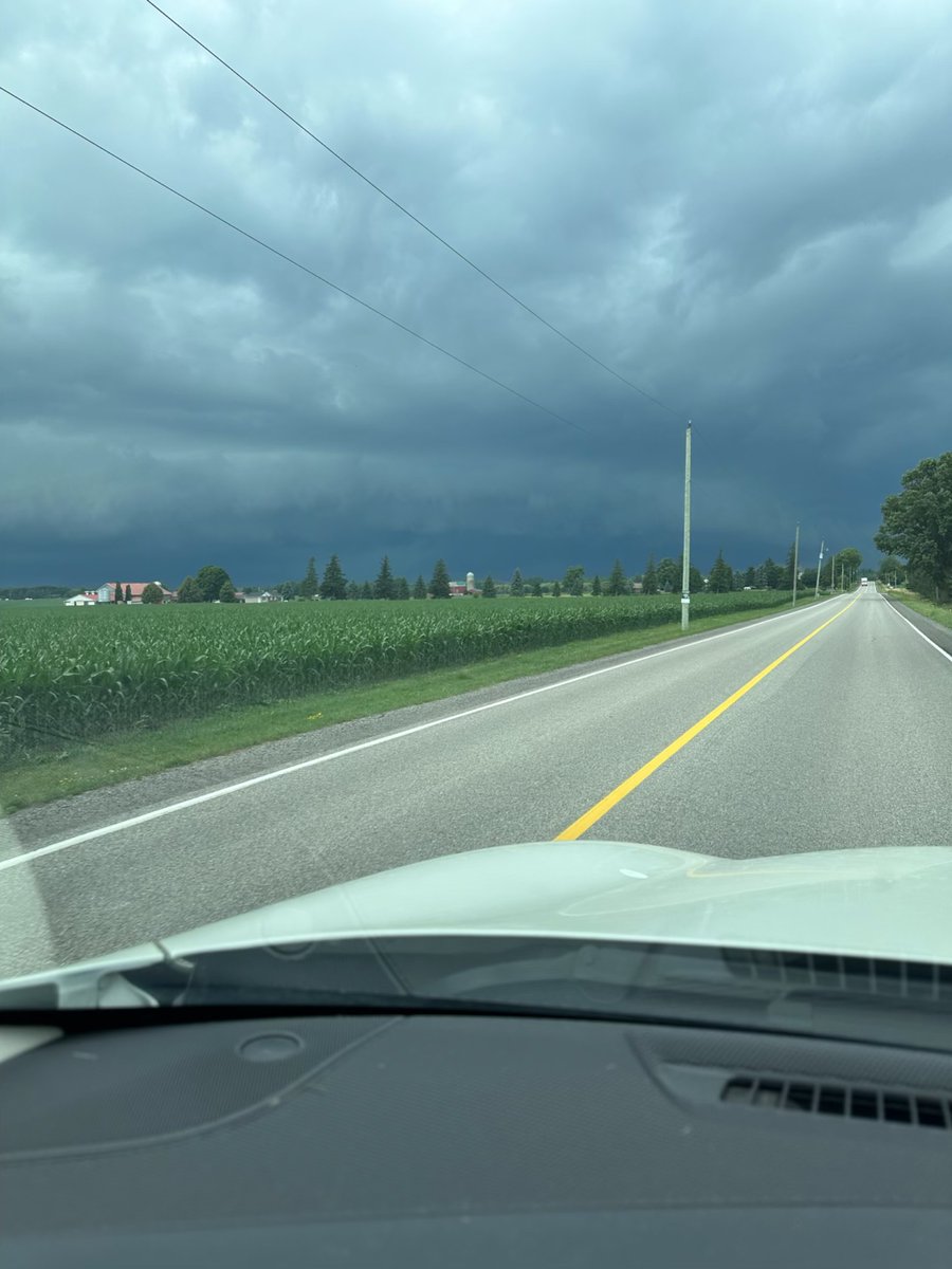 #onstorm south side of the storm that’s nearing highway 9!