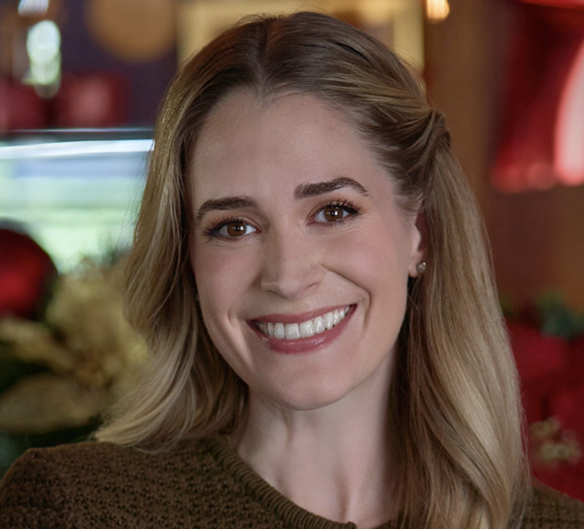 Charlotte isn't looking for love, but will she find a sweet ending with Henry?  🍫 💝

Start your free trial of #HallmarkPlus today and watch My Sweet Austrian Holiday, starring #BrittanyBristow, part of #ChristmasinJuly! bit.ly/3I4YRWK